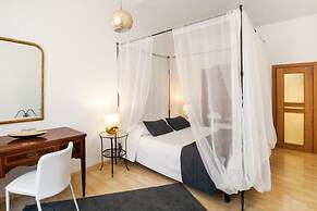 Hotel Porta Romana di Luce Hotels