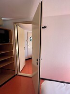 Première Classe Amiens Est - Glisy