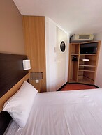 Première Classe Amiens Est - Glisy