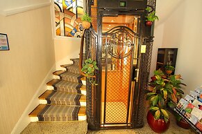 Hotel Virgina