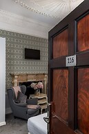 Clifden House by Nina