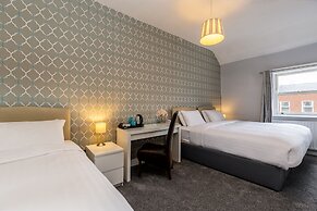 Clifden House by Nina