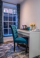 Clifden House by Nina