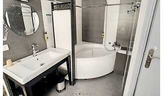 Hôtel le Romanesque