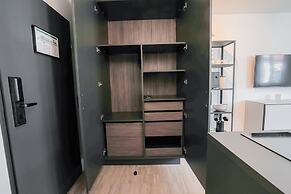 Bob W Munich Schwabing