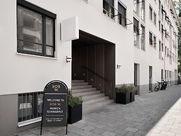 Bob W Munich Schwabing