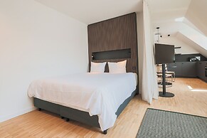 Bob W Munich Schwabing