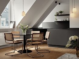 Bob W Munich Schwabing
