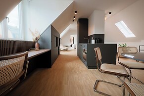 Bob W Munich Schwabing