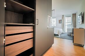 Bob W Munich Schwabing