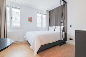 Bob W Munich Schwabing