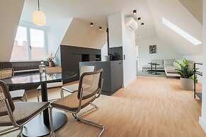 Bob W Munich Schwabing