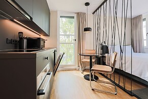 Bob W Munich Schwabing