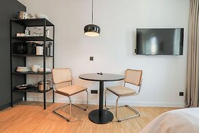 Bob W Munich Schwabing