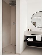 Bob W Munich Schwabing