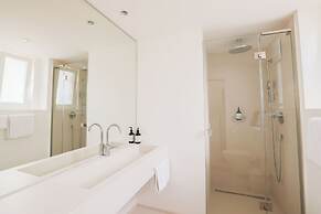 Bob W Munich Schwabing