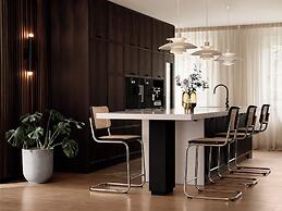 Bob W Munich Schwabing