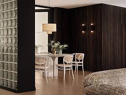 Bob W Munich Schwabing