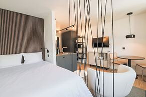 Bob W Munich Schwabing