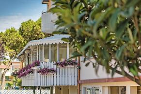 SALUS Smart & Chic Hotel