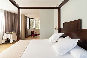Parador De Soria
