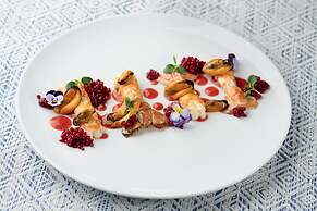 The Pelican Beach Resort & SPA - Adults Only