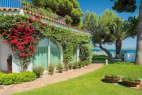 The Pelican Beach Resort & SPA - Adults Only