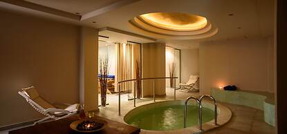 Afroditi Venus Beach Hotel & Spa