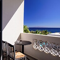 Afroditi Venus Beach Hotel & Spa