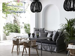 Afroditi Venus Beach Hotel & Spa