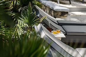 Afroditi Venus Beach Hotel & Spa