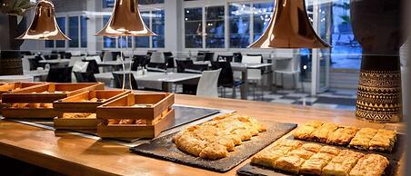 Afroditi Venus Beach Hotel & Spa