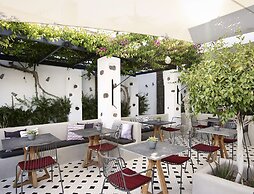 Afroditi Venus Beach Hotel & Spa