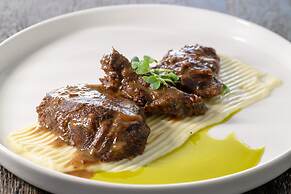 Afroditi Venus Beach Hotel & Spa