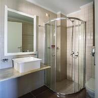 Afroditi Venus Beach Hotel & Spa