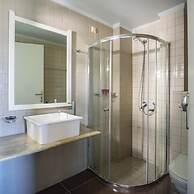 Afroditi Venus Beach Hotel & Spa