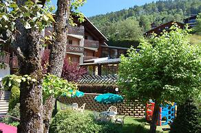 Hôtel Loisirs Les Côtes, Résidence et Chalets
