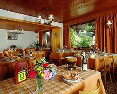 Hôtel Loisirs Les Côtes, Résidence et Chalets
