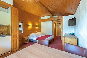 Hôtel Loisirs Les Côtes, Résidence et Chalets