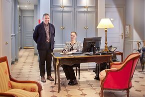 Le Relais Saint Honoré