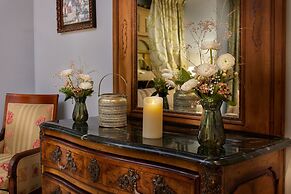 Le Relais Saint Honoré