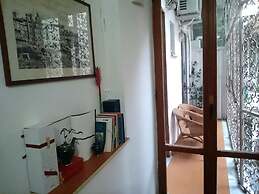 Vatican Rooms Guest House