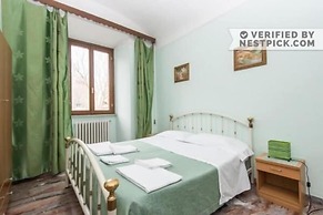 Vatican Rooms Guest House