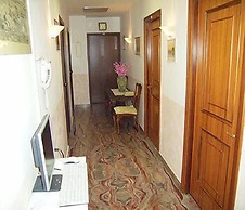 Vatican Rooms Guest House