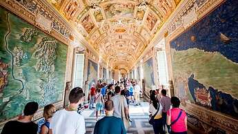 Vatican Rooms Guest House