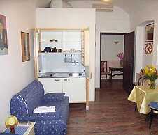 Vatican Rooms Guest House