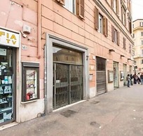 Vatican Rooms Guest House