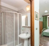 Vatican Rooms Guest House