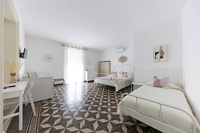 Dolce Vita Rooms and Apartments