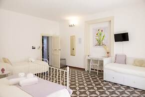 Dolce Vita Rooms and Apartments
